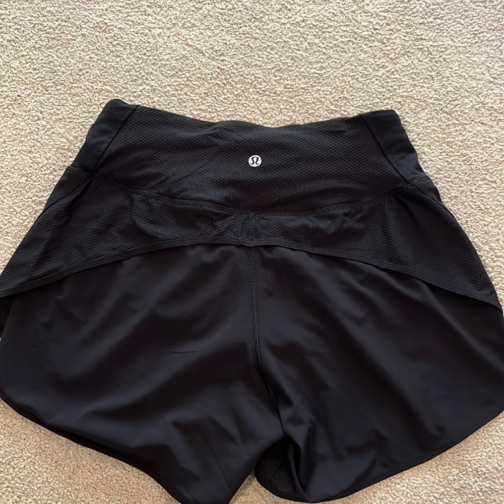 Lululemon high waist run running shorts size 4 black